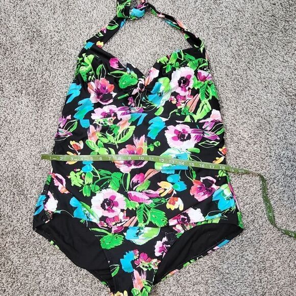 Plus Size Catalina One Piece Swimsuit - Picture 3 of 6